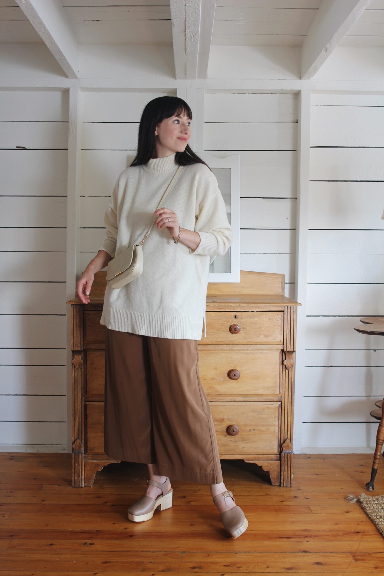 Style Bee - RETREAT MOCKNECK, SILK PANT, EAST COAST CLOGS, DAY TO NIGHT BAG