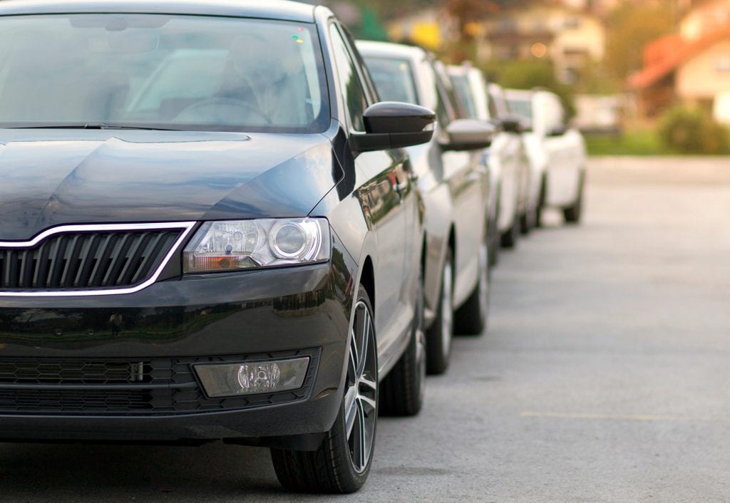 used-cars-lined-up