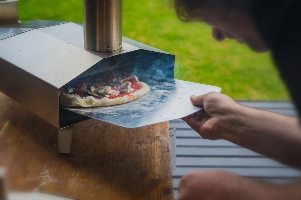 outdoor-pizza-oven