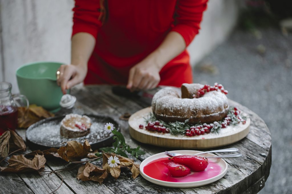 woman-baking