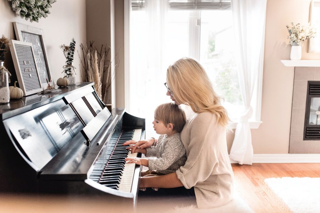 mother-and-child-playing-piano