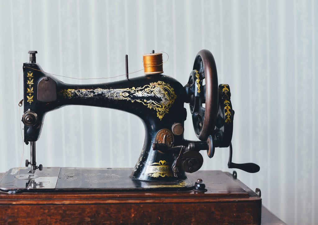 sewing-machine