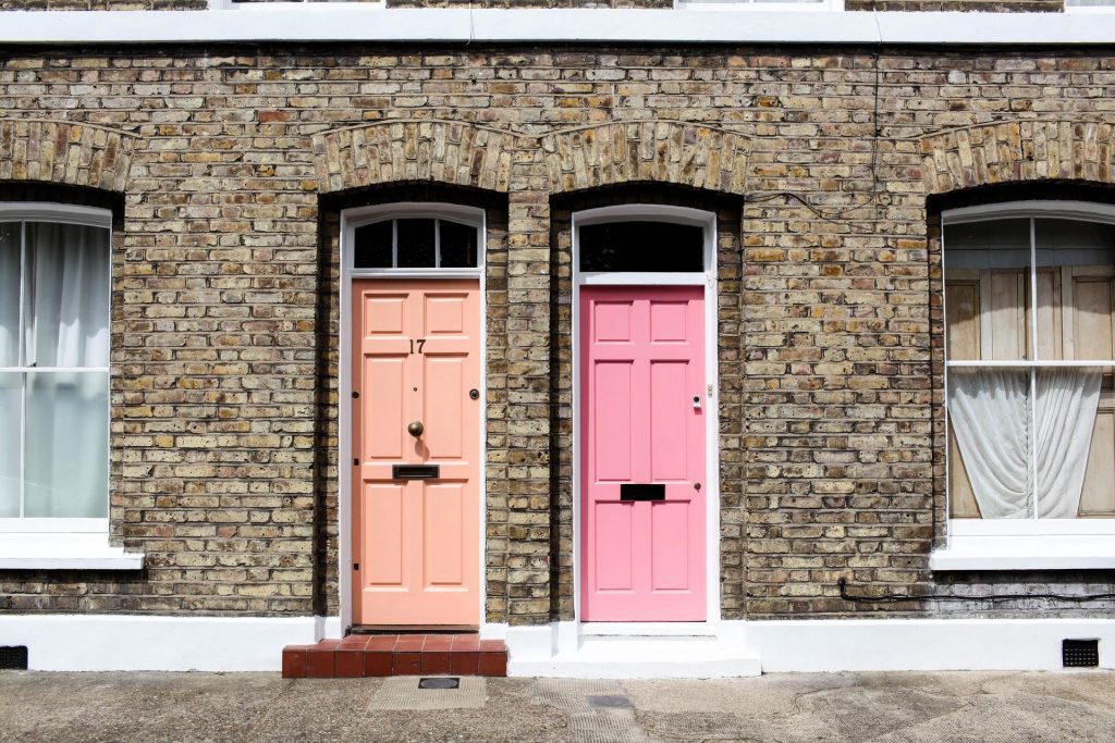 houses-with-pink-doors