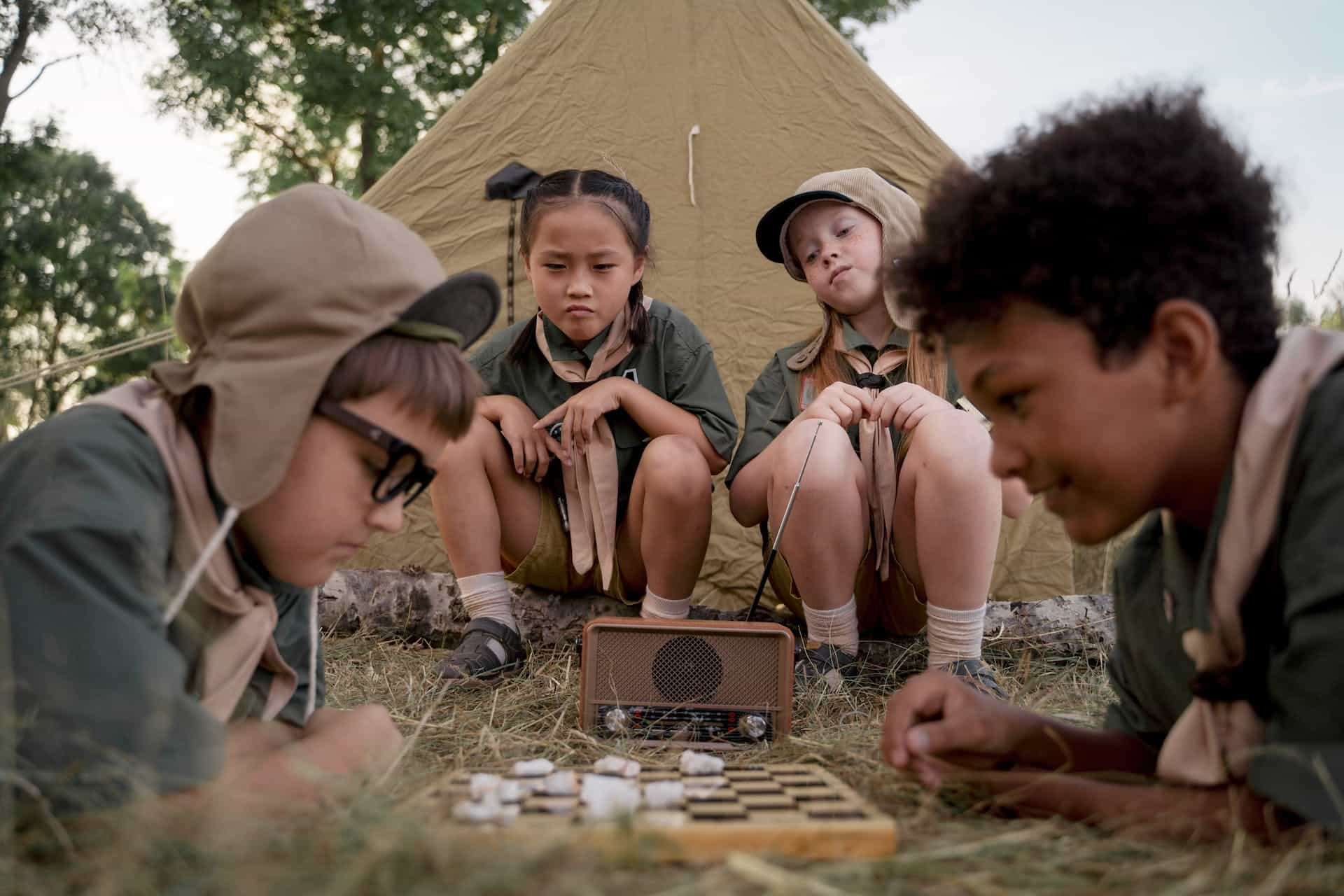 kids playing chess