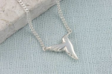 small hummingbird necklace closeup