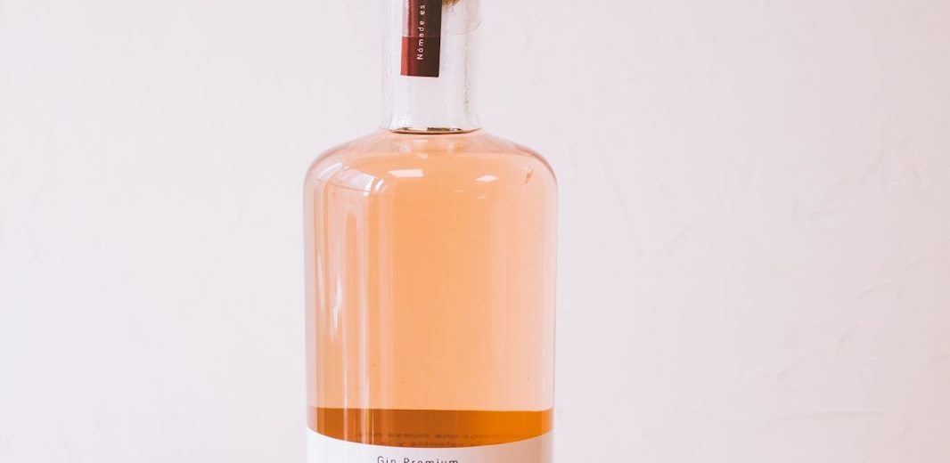Ruibarbo y rosa del año los sabores del Gin Nómade