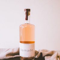 Ruibarbo y rosa del año los sabores del Gin Nómade