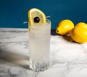Tom Collins: El glamuroso trago cargado de historia y sabor
