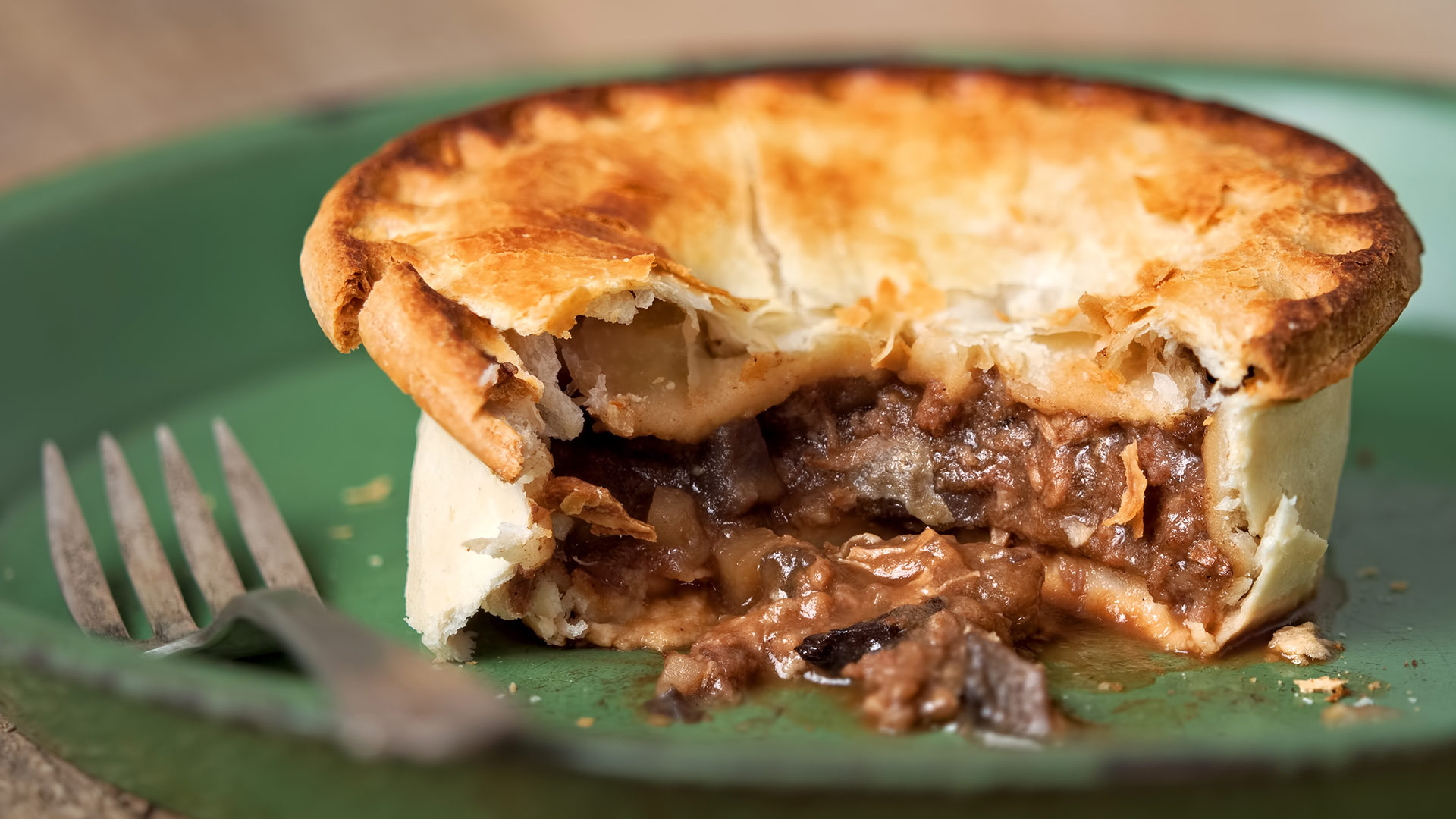 No question! These are Australia's 12 best meat pies ...