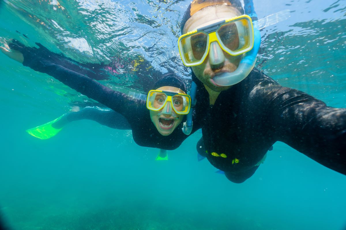 Romantic Getaways Snorkeling Couple