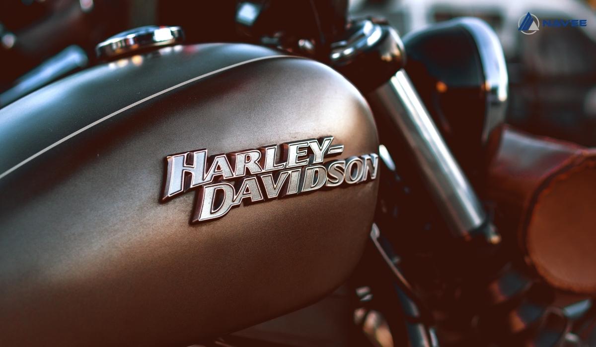 Ví dụ: Hãng xe mô tô nổi tiếng Harley-Davidson