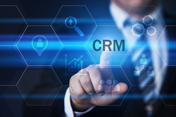 kết hợp với crm để quản trị khách hàng
