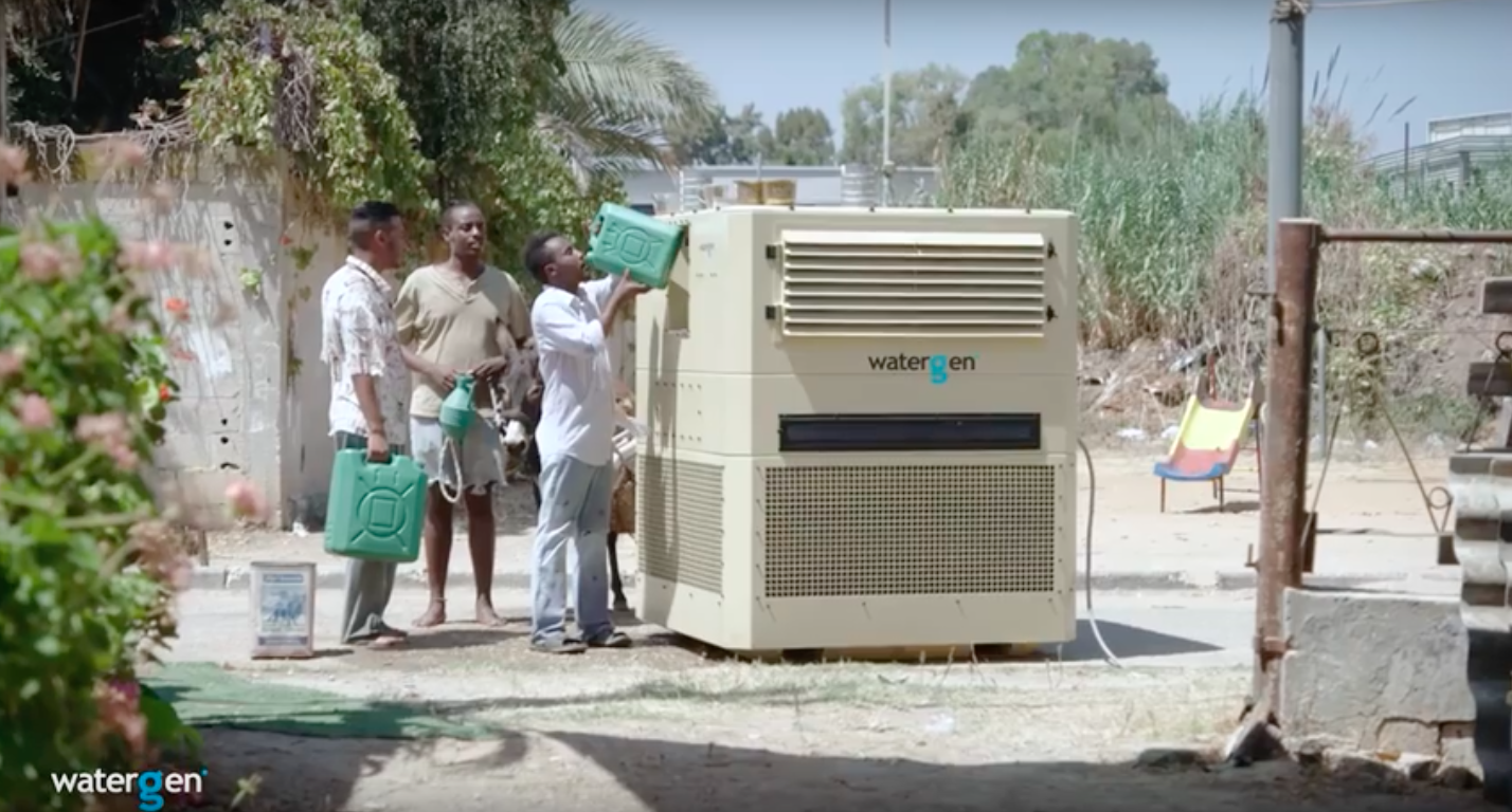 空氣也能喝？以色列公司研發新萃取技術，把空中水氣變成飲用水！