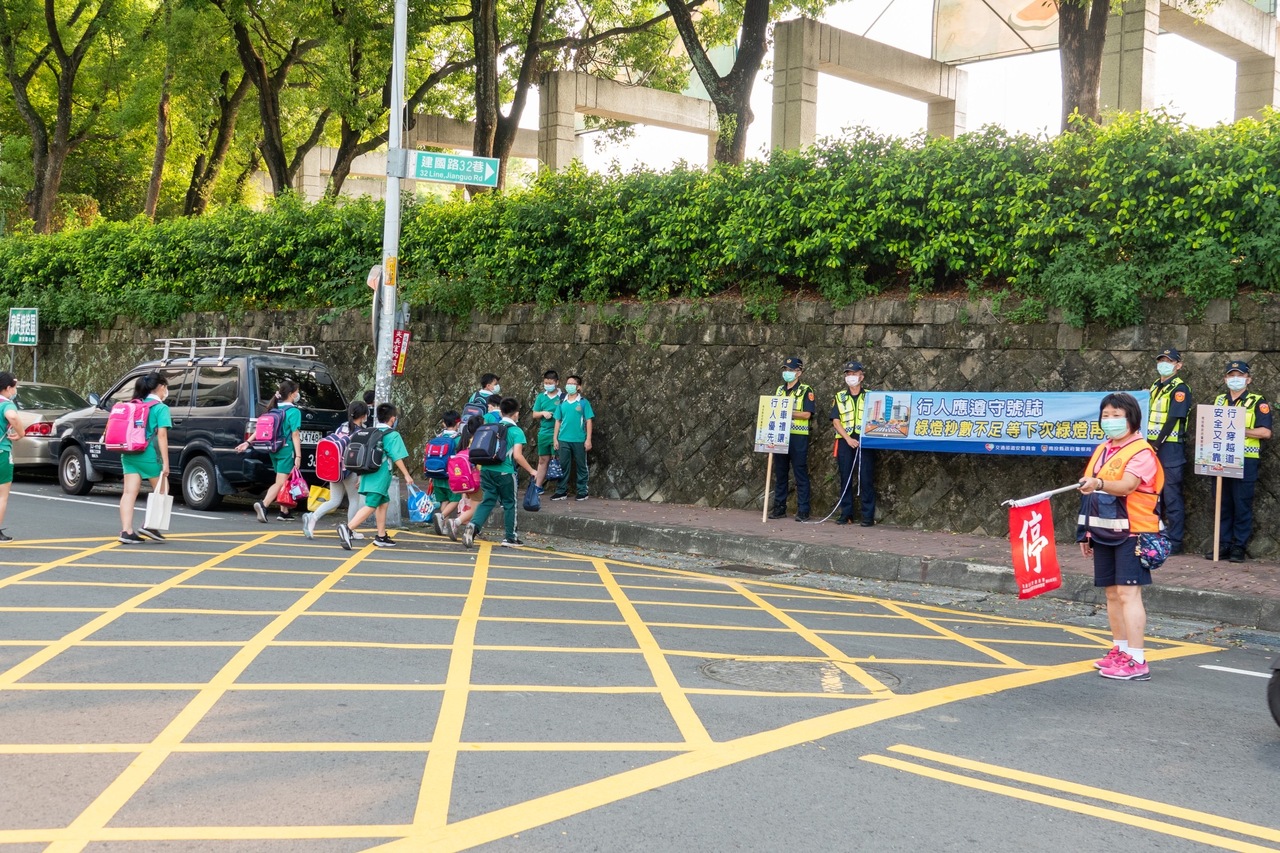 交安惡化 平均不到2天1路人死亡