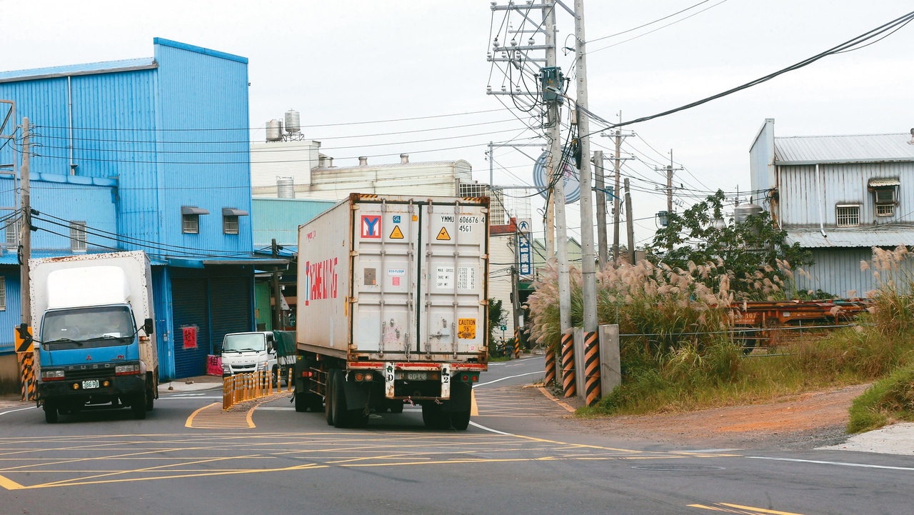 影／桃園死亡彎道…20歲的命 換來安全路