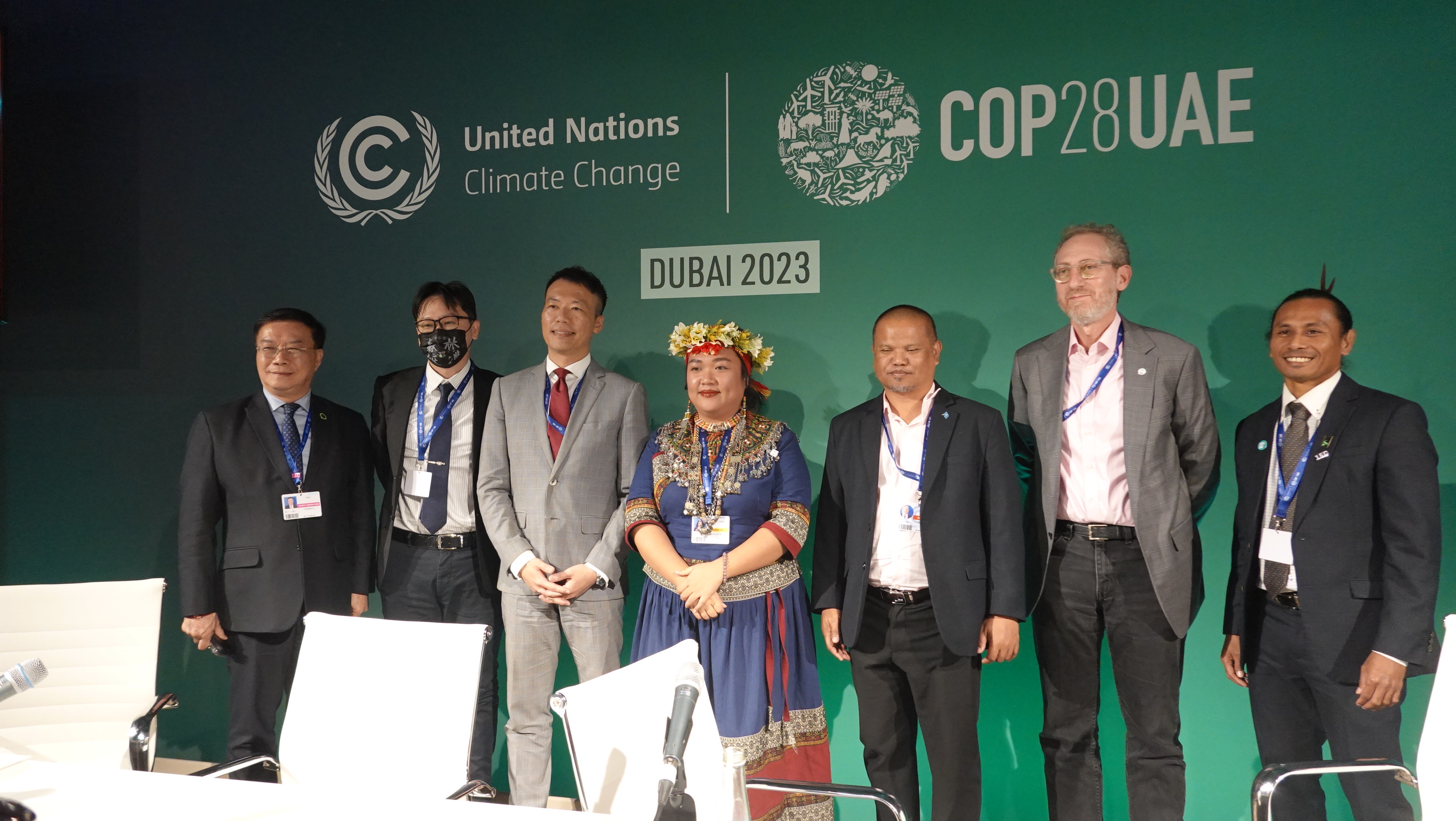 台灣友邦帛琉、國際合作發展基金會、媽媽氣候行動聯盟、環境品質文教基金會、美國國際開發署於6日舉辦COP28氣候峰會周邊會議。攝影／孫文臨