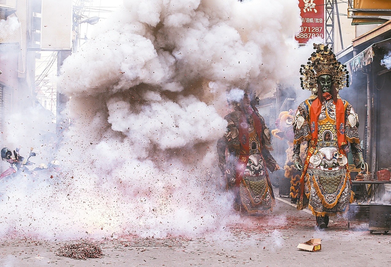 台灣瘋媽祖 火爆搶轎 平安「險」中求？