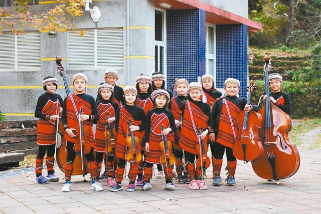 翻轉偏鄉學生 「公益尾牙」萌芽