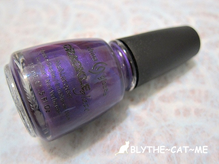 紫色是我最愛的顏色-CHINA GLAZE 爆裂指甲油