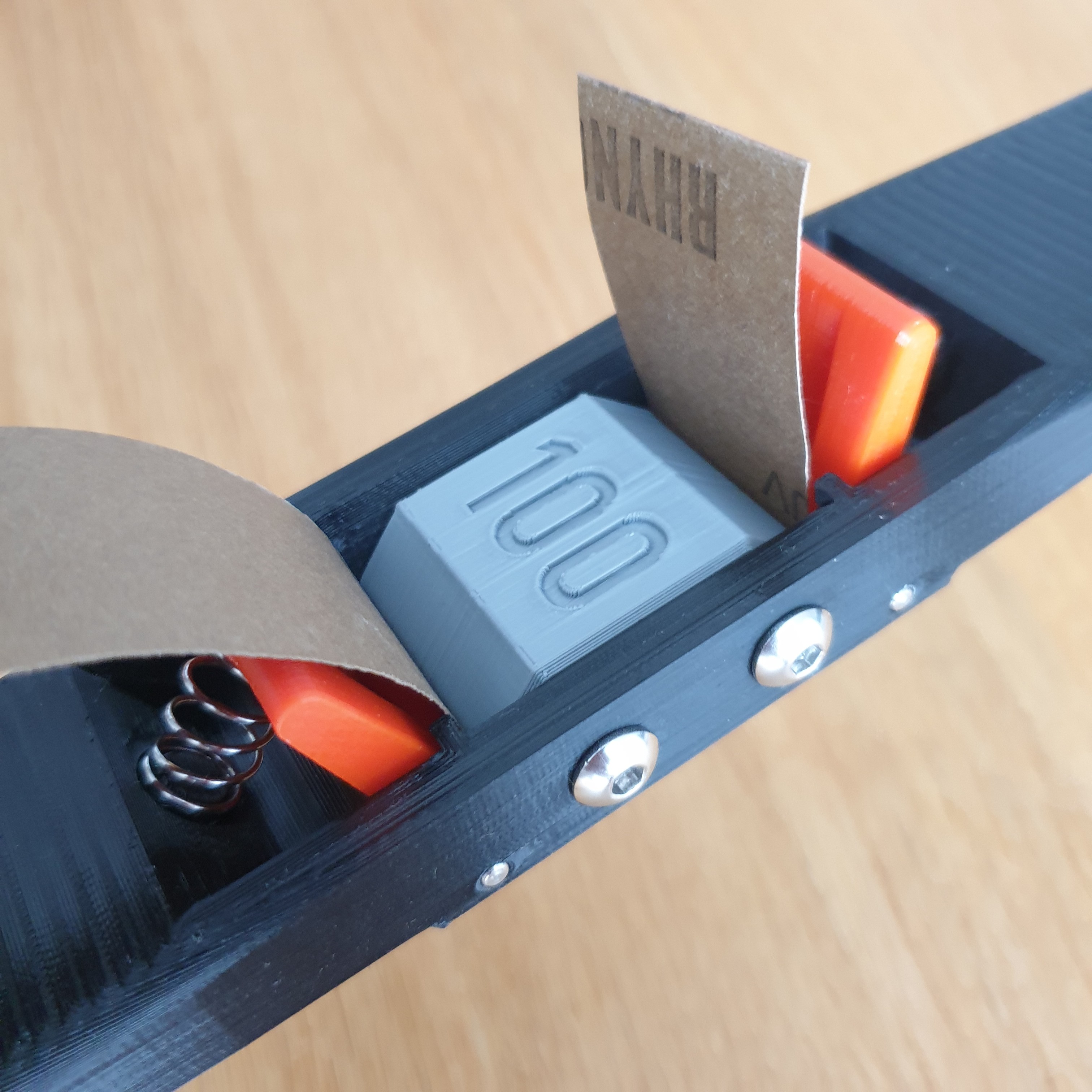 Orion Sanding Stick / Schleifstab / Schleifpapierhalterung / Handschleifvorrichtung