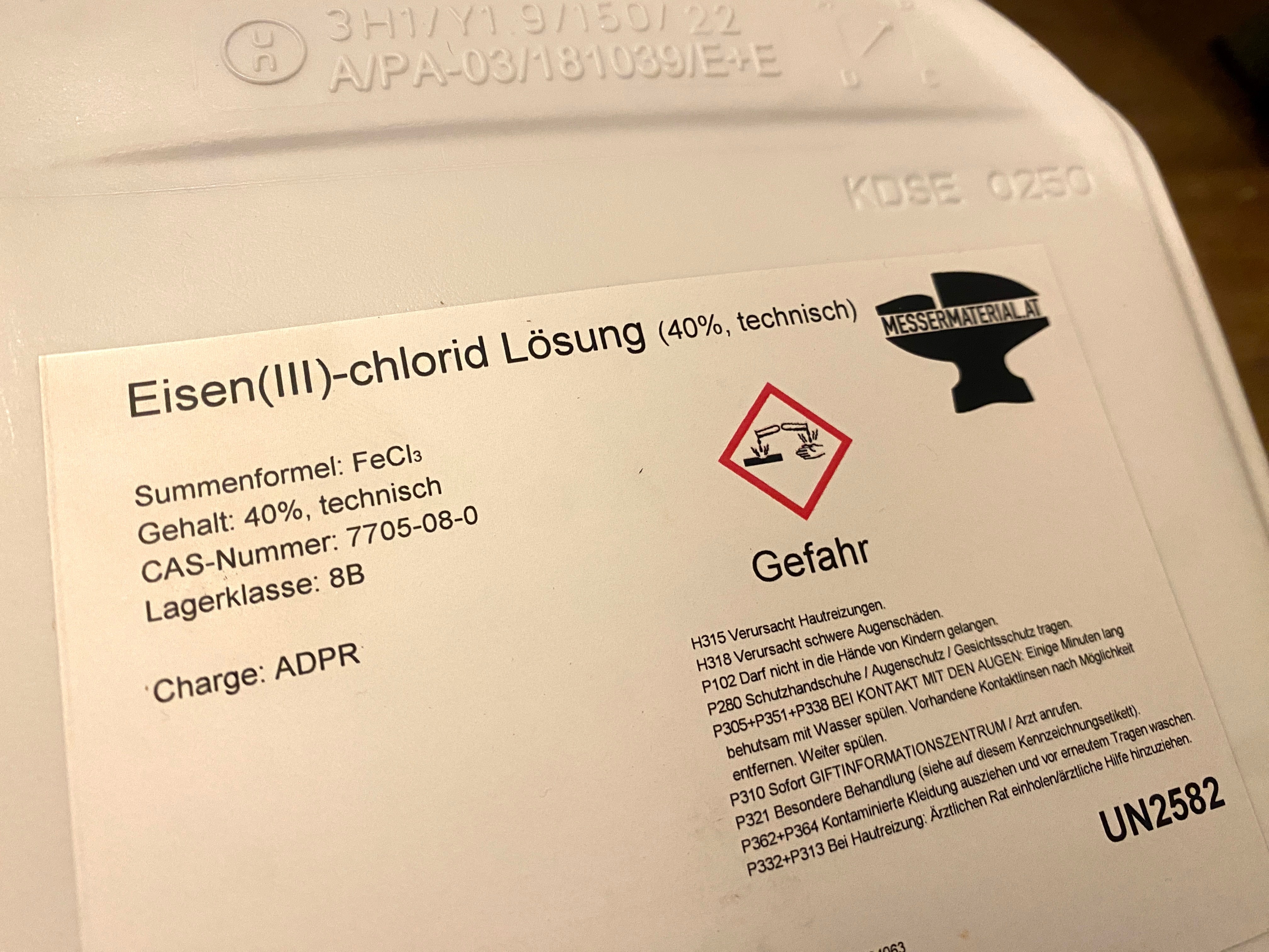 Eisendreichlorid / Eisen-(III) Chlorid / Fe3Cl / Säure