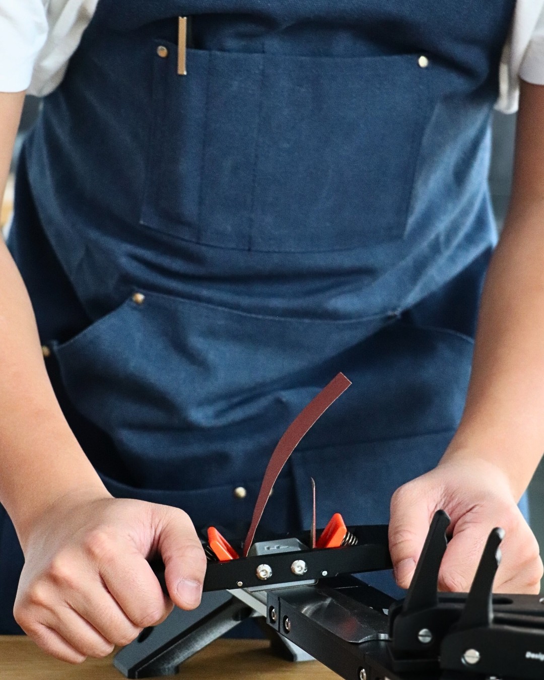 Orion Sanding Stick / Schleifstab / Schleifpapierhalterung / Handschleifvorrichtung