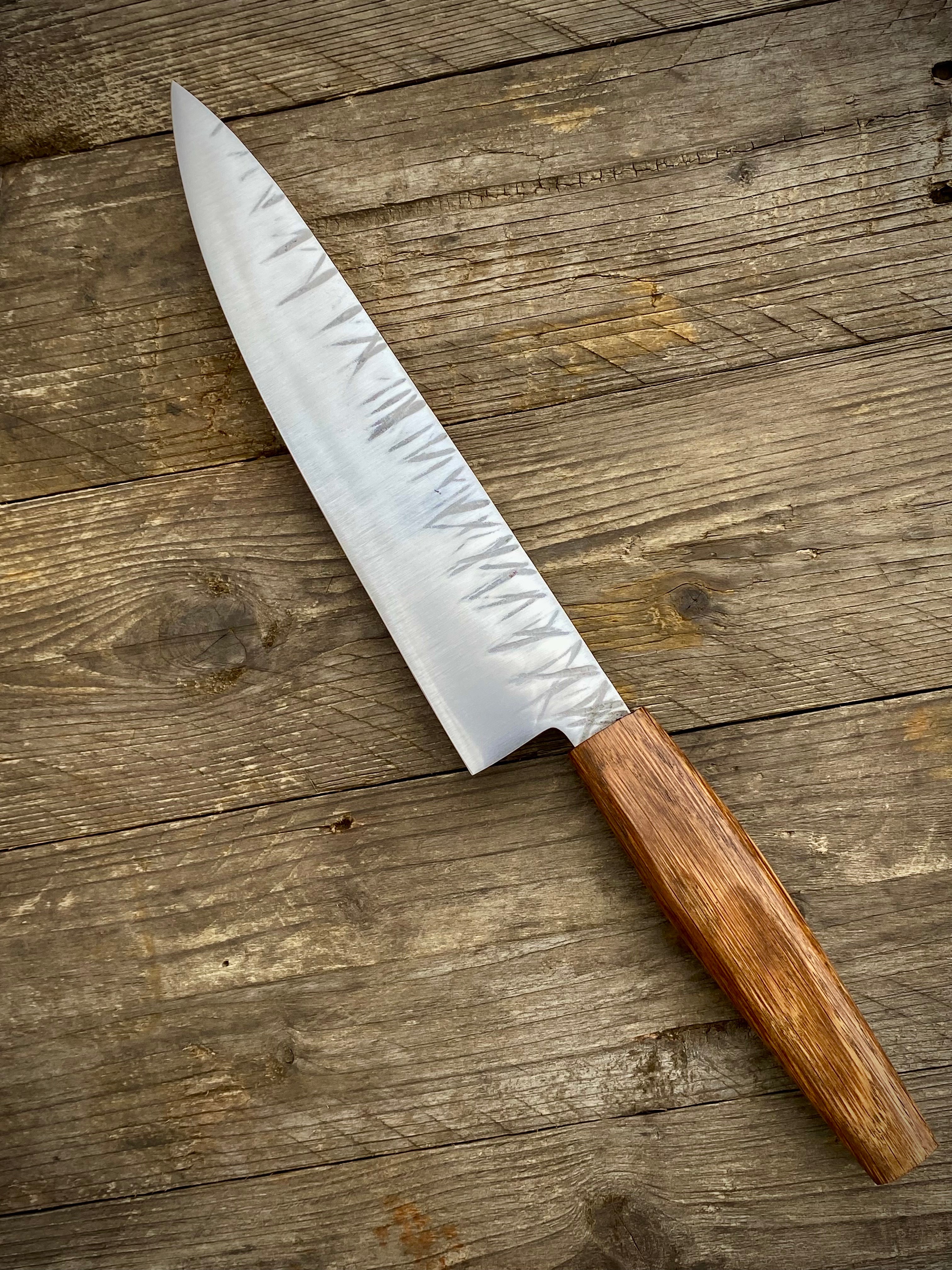 Kochmesser - 218x46 mm - Kohlenstoffstahl - Fasseiche