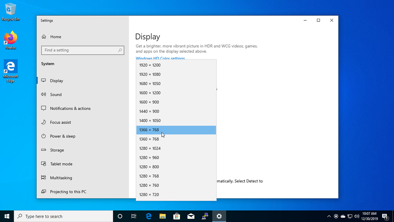 change screen resolution windows 10