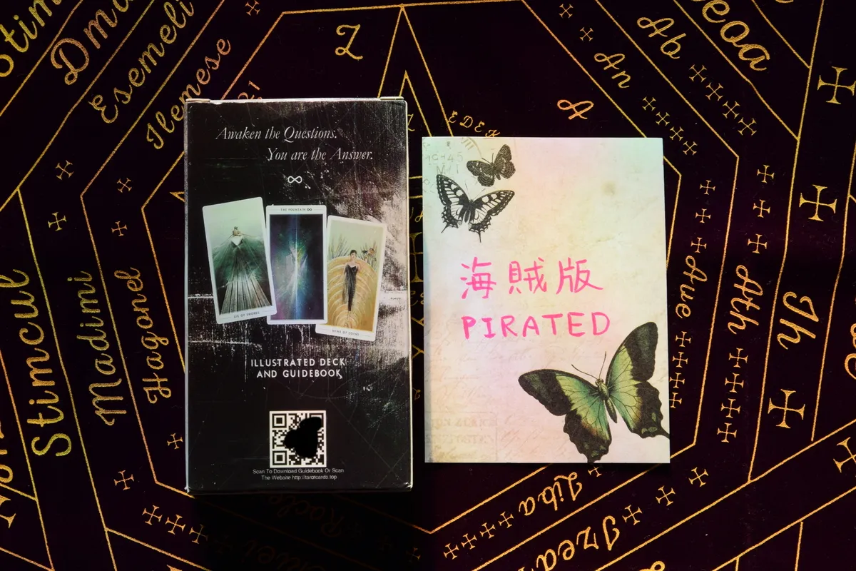 海賊版:The Fountain Tarot