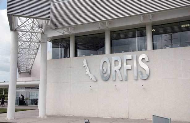 406 funcionarios habrían robado 16 mil millones de pesos