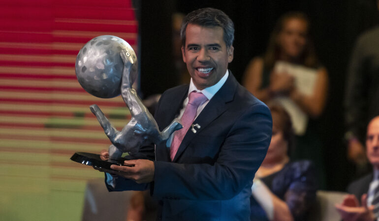Pavel Pardo reveló cómo lo dejaron fuera de Selección. FOTO: Mexsport