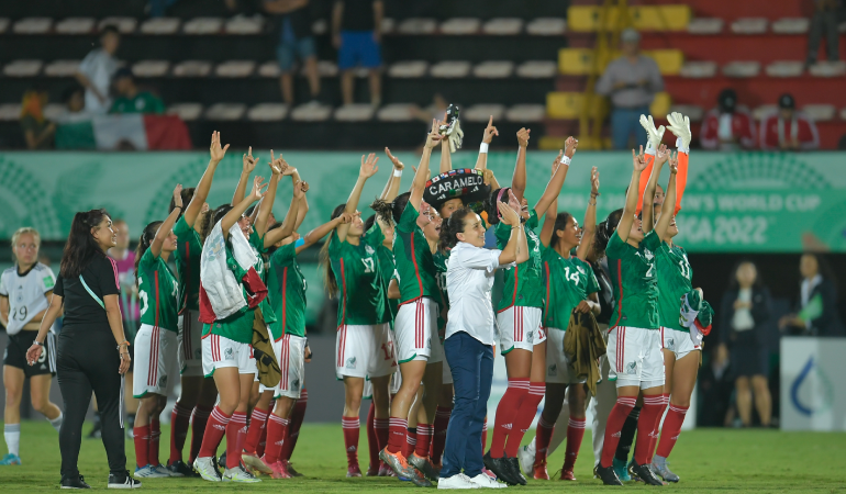 Ana Galindo se ha encontrado con un gran grupo de jugadoras. Foto: Mexsport