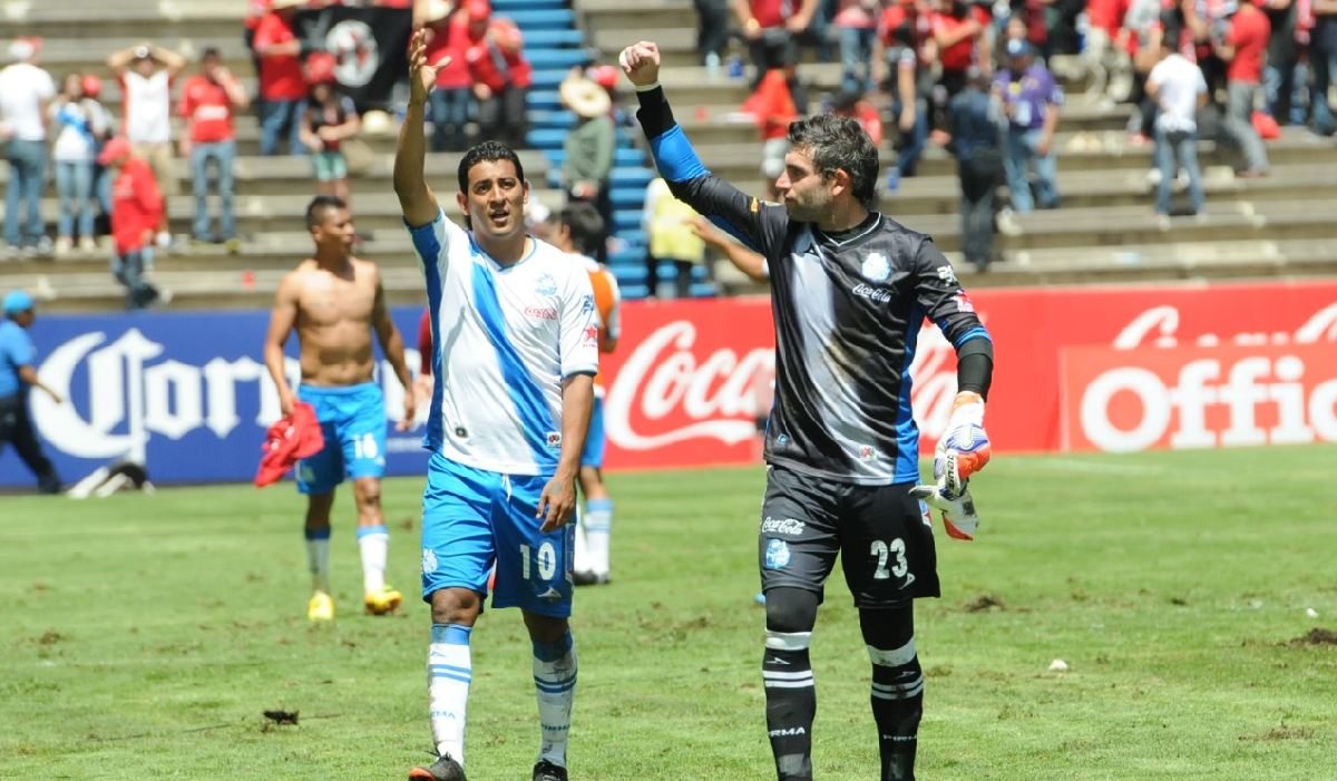 Villalpando, ex portero del Puebla, comparó al Puebla de Larcamón