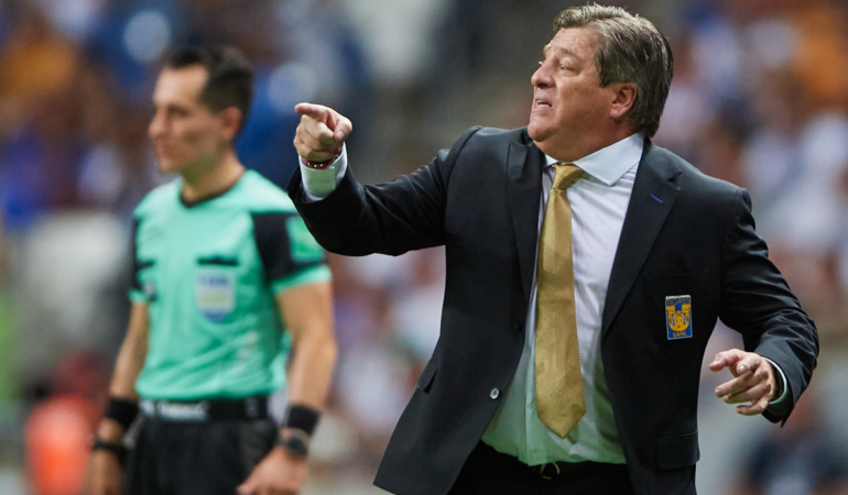 Miguel Herrera destacó el trabajo de su defensa. Foto: Mexsport