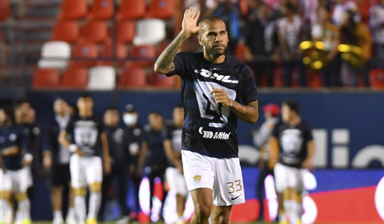 Dani Alves desmiente que sea baja en Qatar 2022. FOTO: Mexsport