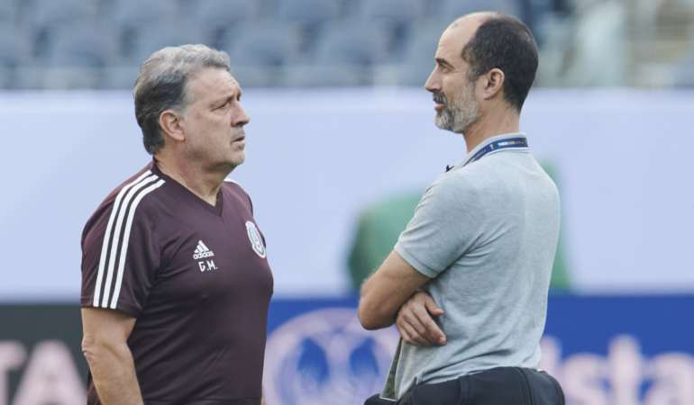 El ex directivo de la FMF considera que Alejandro no debería jugar para el Tricolor. FOTO: MEXSPORT