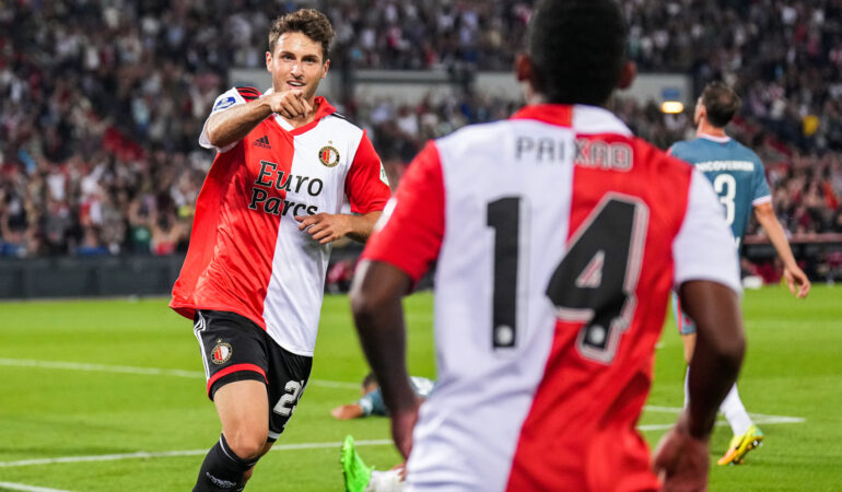 Santiago Giménez marcó su cuarto gol en Holanda. | Foto: cortesía @Feyenoord