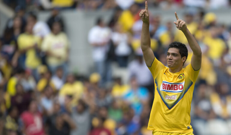 Raúl Jiménez sí considera en regresar al América. FOTO: Mexsport
