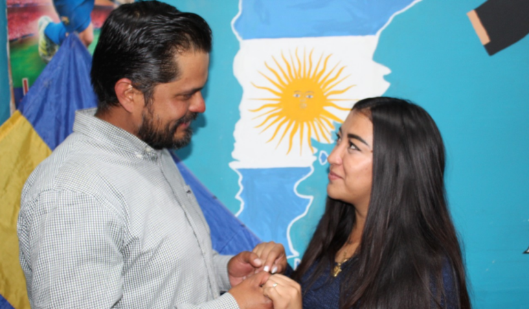 La pareja confesó sus nervios, no por casarse; más bien por lo generado de la boda en la iglesia de D10S. Fotos: Juan Antonio Zacarías