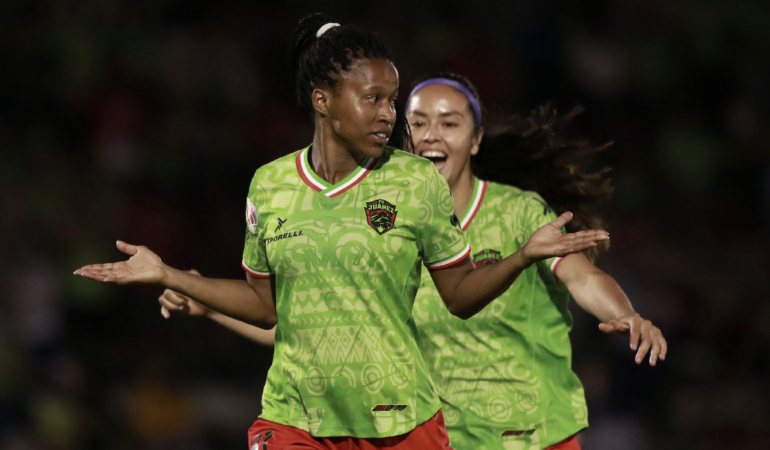 Jermaine Seoposenwe y el gol más rapido de la Liga MX Femenil | Foto: Mexsport