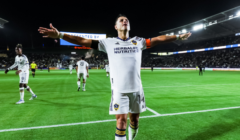 Javier Hérnandez quiere un titulo. Foto: @galaxy