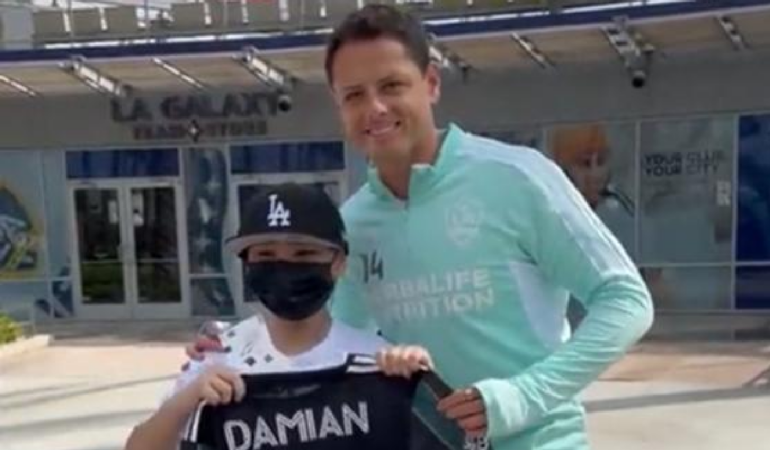 Damián se tomó la foto con su ídolo. Foto: especial