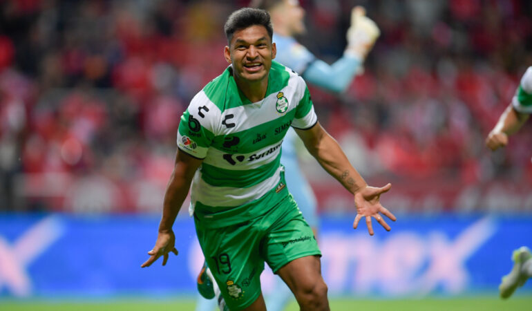 Eduardo Aguirre podría ser jugador de las Chivas. FOTO: Mexsport