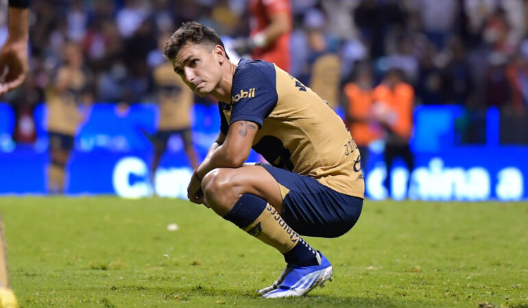 Juan Dinenno se disculpó con los aficionados de Pumas. FOTO: Mexsport