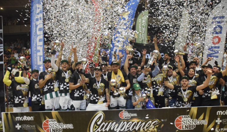 Las Abejas de León se coronaron. Foto: Francisco Carmona