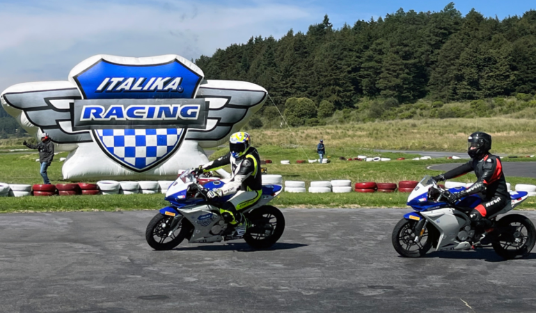 Italika llenó de adrenalina a los aficionados a las dos ruedas. FOTO: CORTESÍA
