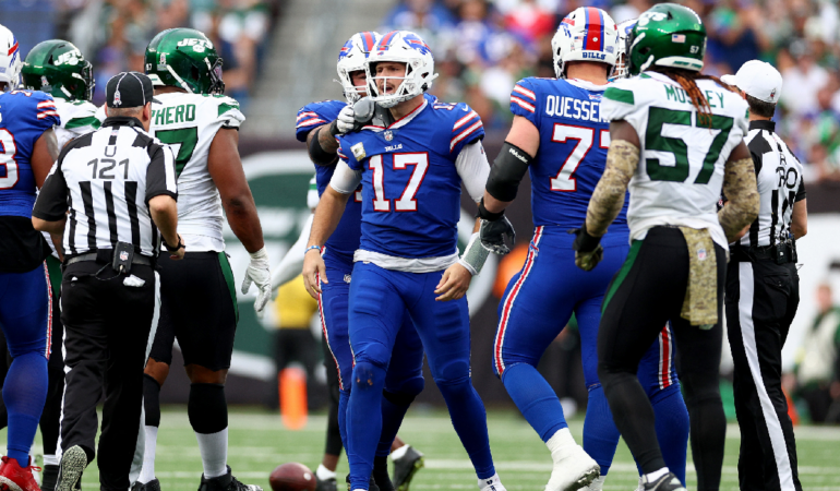 Josh Allen sufrio fuertes golpes en la derrota ante los Jets _ Foto_ AFP
