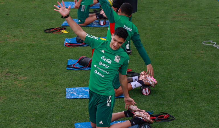 Raúl Jiménez ha evolucionado de manera favorable / Foto: Luis Garduño