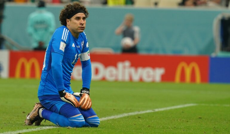 Guillermo Ochoa no se va, quiere