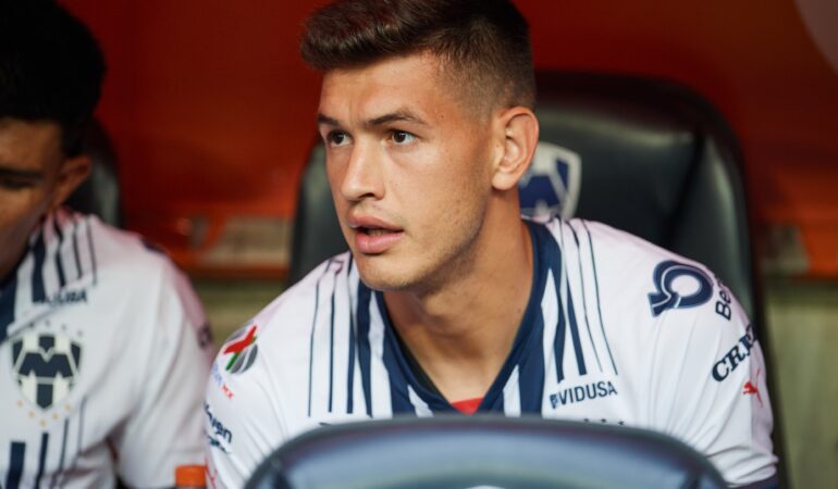 Cesar Montes partió a Barcelona: